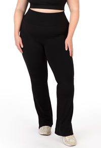 Plus Size Flare Leggings | High Waisted & Pet Hair Resistant
